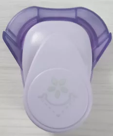 Děrovačka FANDY rohová/květina 1,5 cm