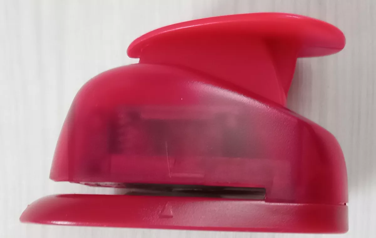 Děrovačka FANDY/delfín 2,5 cm