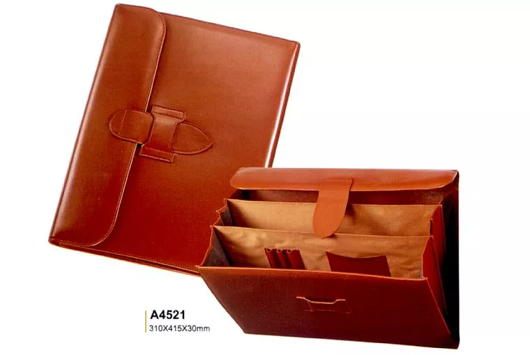 Aktovka hnědá koženka