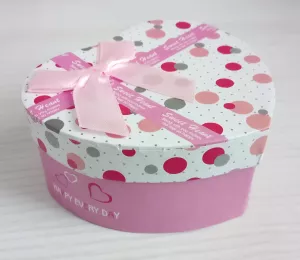 Dárková krabička ve tvaru srdce Vyrobeno v Číně Dárková krabička ve tvaru srdce Vyrobeno v Číně
