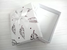 Dárková krabička GLITTER střední Vyrobeno v Číně