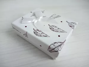 Dárková krabička GLITTER střední Vyrobeno v Číně