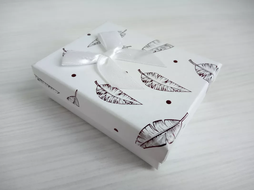 Dárková krabička GLITTER střední Vyrobeno v Číně