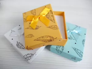 Dárková krabička GLITTER střední