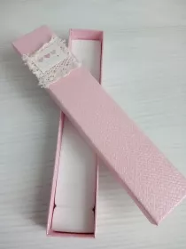 Dárková krabička s krajkou úzká Vyrobeno v Číně