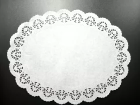 Dekorativní krajky oválné 28 x 36 cm