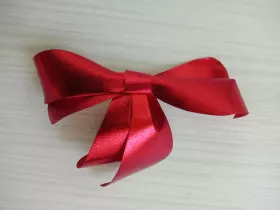 Nalepovací dárková mašle