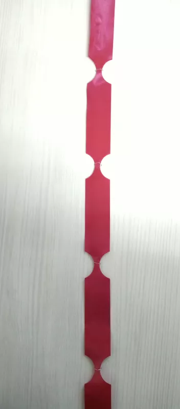 Stahovací stuha mix vykrajovaná