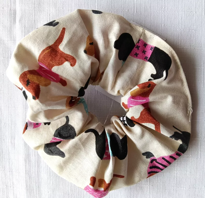 Gumička do vlasů - 8 DANETA - chráněná dílna