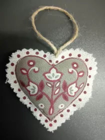 Levandulové srdíčko malé Daneta - chráněná dílna