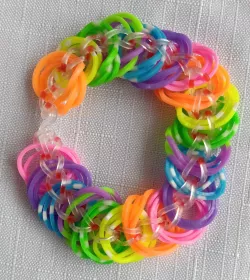 Náramek duhový řetízkový Lenka Vávrová