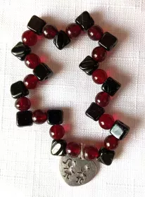 Náramek korálkový