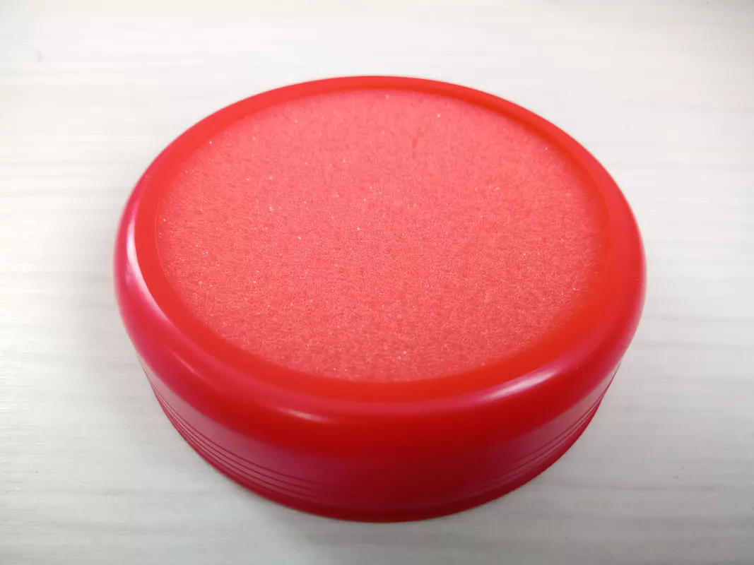 Zvlhčovač prstů s houbičkou