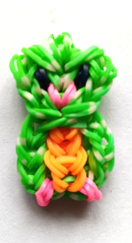 Přívěsek sovička z gumiček Lenka Vávrová