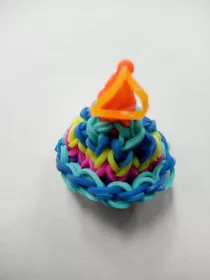 Přívěsek zvoneček z gumiček Lenka Vávrová