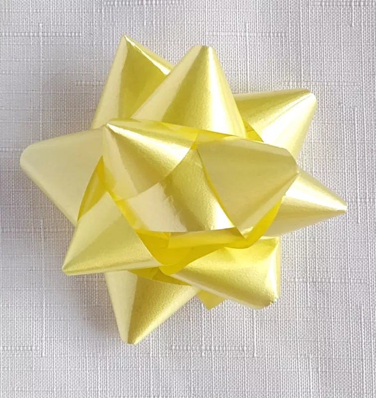 Rozeta 8 cm - žlutá lesk Paper Design s.r.o.