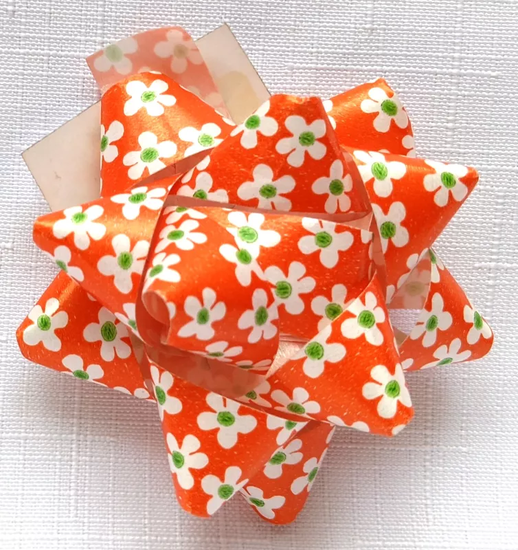 Rozeta 7 cm - oranžová/květiny 1 Alvarak
